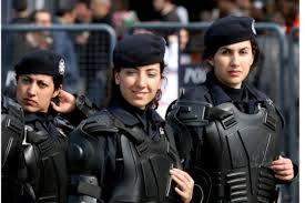 Females in the serbian armed forces stand at number 5 on the list of top 10 most beautiful women armed forces in the world. Top 10 Countries With Most Beautiful Women Soldiers In World Mashtos