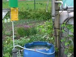 fabriquer une petite eolienne de pompage eolienne fabriquer eolienne astuce jardin