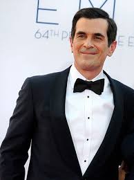 Black And White Suit With Bow Tie The Emmys 2012 The Best And Worst Dressed Men Black Suit Bow Tie Tuxedo For Men Wedding Suits