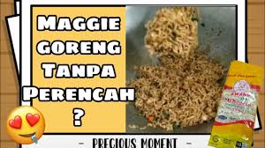 Resepi maggi goreng basah 4 paket maggi kari 2 paket perencah maggi kari 2 gelas air sos tiram sos cili sos ikan kicap sawi. Cara Masak Maggie Goreng Tanpa Perencah Sedap Dan Mudah How To Cook Maggie Fried Without Seasoning Youtube