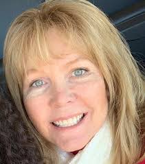 Gayle Gill's Instagram, Twitter & Facebook