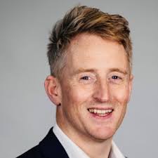 Alan Grogan's Instagram, Twitter & Facebook