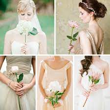 Available in lots of great colors and in mini, single, double, and designer varieties. 20 Stunning And Budget Friendly Single Stem Bouquets Chic Vintage Brides Chic Vintage Brides