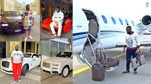 He is also a very popular nigerian socialite as news about his lifestyle doesn't stop appearing on top nigerian news and entertainment websites. Hushpuppi Net Worth Business Job Cars Houses Source Of Income
