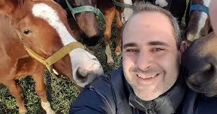 PASION TURFISTICA: "Soy fanático de los caballos de la recta"