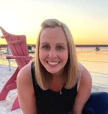 Renee Sharp's Instagram, Twitter & Facebook