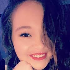 Tamara Vanwinkle's Instagram, Twitter & Facebook