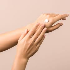 How to get rid of wrinkles on hands. 10 Best Spf Hand Creams 2021 Anti Aging Hand Creams With Spf