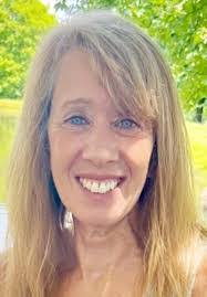 Janine Ross's Instagram, Twitter & Facebook