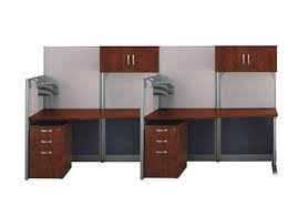 Sirali Workstation Workstation Masalari Laminat Workstation Bolme Paneller Personel Calisma Masalari Seperator Sistemleri Mobilya Calisma Masalari 25 Yasinda
