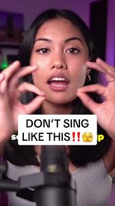 Don’t sing like this. ❌😐 #fyp #sing #singing #howtosing #vocalcoach  #singinglessons #amazanechannel #singer #singinghacks #looselips #lazy  #lazysinging