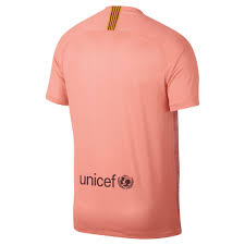 Auch das trikot für die kommende saison wurde bereits geleakt. Nike Fc Barcelona Ausweichtrikot 2018 2019 Pink Fussballgott24 Himmlisch Shoppen Teuflisch Gunstig