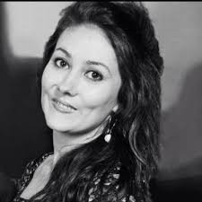 Ali Moss-Thomas (@AliMossThomas)