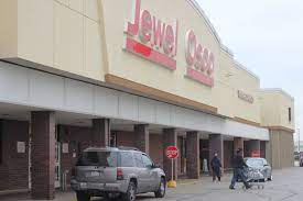 Another jewel at 75th street and stony island was also looted. South Shore Jewel S Parking Lot Feels Unsafe Due To Drug Dealing Some Say South Shore Chicago Dnainfo
