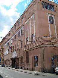 Academie de muzică,poate fi asociată,cu o cutie muzicală; Musikakademie Gheorghe Dima Wikipedia