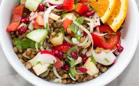 Home » ricette » lenticchie, lenticchie… e ancora lenticchie! Insalata Di Lenticchie E Peperoni Ricetta Estiva Vegetariana