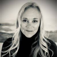 10+ "Amber Applegate" profiles