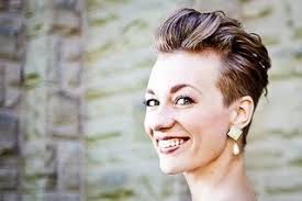 Courtney Murias With a beautiful, rich and exciting mezzo voice, Courtney  Murias has been one of our core Roster Singers for many years. She has  dedicated extra time over and over again