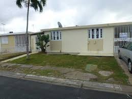 It has 3 beds, 1 bath , 945 sqft of living space. Urb Flamboyan Gardens Calle 3 A 27 Bayamon Puerto Rico 00959 For Sale
