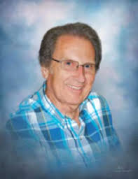 Grady Hockett passes