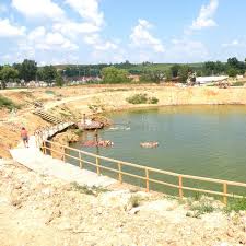 Im fränkischen bad windsheim wurde ein künstlicher salzsee für therapeutische anwendungen. Ocna Sibiului Rumanien 2 September 2018 Badekurort Und Erholungsort Mit Naturlichem Thermischem Salzsee Ocna Sibiului Sieb Redaktionelles Foto Bild Von Freizeit Strom 130656611