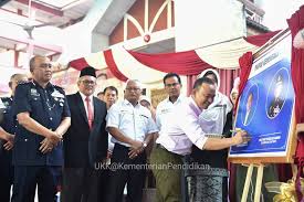 Check spelling or type a new query. Kpm Program Jom Ke Sekolah Erat Kerjasama Pdrm Kpm Lahir Murid Holistik