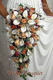 Cascade silk flower fall wedding bouquets. Smuk Rust Cascade Silke Blomster Kaskade Af Angelweddings Calla Lily Bouquet Fall Wedding Bouquets Bouquet Design