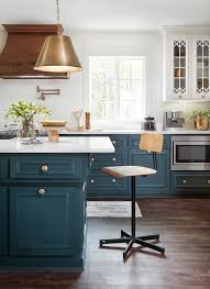 Episode 8 Season 5 Hgtv S Fixer Upper Chip Jo Gaines Kitchen Design Kitchen Remodel Blue Kitchen Cabinets