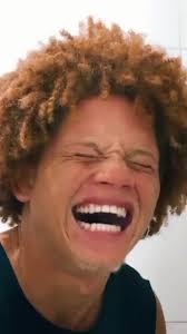 Os vídeos de Wesley Cabelinho (@wesley_cabelinho00) com Get You The Moon