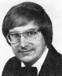 Robert Fielder's Instagram, Twitter & Facebook