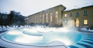 The Local Pool It S Outdoor Jacuzzi And Relaxation Pool Nordbad Munich Jacuzzi Outdoor Indoor Pool Pool