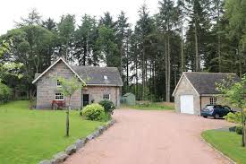 The gateway to the two major bd championships, combinations line up across the eight regions to contest silver and gold qualification classes from prelim to intermediate i. Homes To Let In Threave Circle Inverurie Ab51 Rent Property In Threave Circle Inverurie Ab51 Primelocation