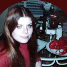 Ponyhenge is a patch of farmland off of Old Sudbury Road in Lincoln,  Massachusetts where dozens of abandoned rocking horses have been left since  2010. No one knows who started it. 🎠