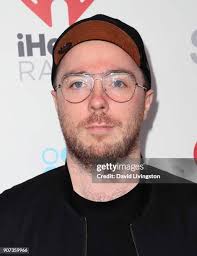 1,760 Martin Doherty Photos & High Res Pictures