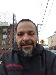 Im pitts from Brooklyn ny my grand father raymond john pitts his brothers  richard & horace my grand father live in bushwick with his mother an  brothers an cousins he work on