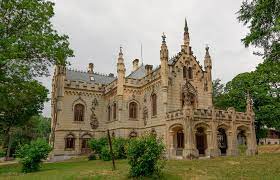 Din Nou La Castelul Sturdza De La MiclÄƒuÈ™eni Bucate Aromate