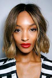 Alicia wants a shorter haircut for her naturally wavy hair. How To Get Beach Waves On Short Hair The 8 Easiest Tutorials