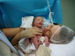 În unele cazuri, avantajele programării cezarienei depășesc riscurile. Alaptarea Dupa Cezariana Cand Se Instaleaza Lactatia Dupa Operatia De Cezariana