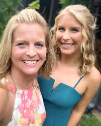 Look who's here! Wedding fun 🤍