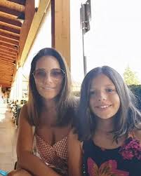 Igencsak komoly harcot vív a koronavírussal görög zita. Gorog Zita Lanya Nagyon Szep Kamasz Lotti Orokolte Anyja Szepseget Hazai Sztar Femina