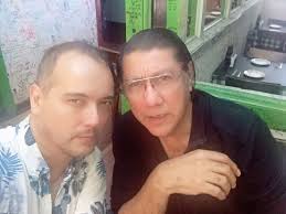 Cuanto extraño tus risas, tus bromas, tu amor... Hoy 37 largos años de tu  ausencia, me haces falta papá!!