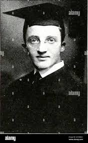 Harry Wheat's Instagram, Twitter & Facebook