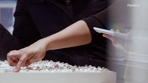 Bed bath & beyond (nasdaq: Bed Bath Beyond Is Running Out Of Time Cnn