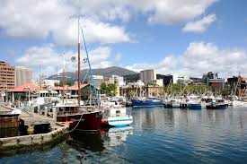 How To Spend The Weekend In Hobart Tasmania 2 Day Itinerary Happiest Outdoors In 2020 Tasmania Hobart Hunter Street