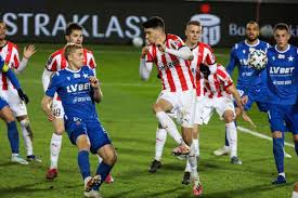 Kolejka, która przyniosła kilka niespodzianek. Ekstraklasa 2021 Wyniki Na Zywo Tabela Terminarz Program Kolejki Gdzie Ogladac Dzis Mecze Pko Ekstraklasy 21 04 Dziennik Polski