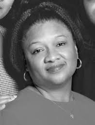 Sandra Horne's Instagram, Twitter & Facebook