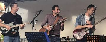 Cette fête est gratuite et réunit tout le monde en un même endroit. Falaise La Fete De La Musique Aura Bien Lieu Caen Maville Com