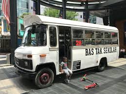 Just booked in kuala lumpur 2 properties like homestay wangsa maju seksyen 4 were just booked in the last 15 minutes on free public parking is possible on site (reservation is not needed). Public Bank Seksyen 15