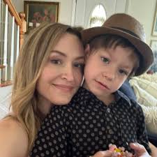 Last week, Kyah made a special visit to Bacon Elementary School in Fort  Collins, and she absolutely shined! 🐾 Kyah spent time with curious, kind,  and engaged students there, helping them learn