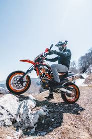 Motard 1080p 2k 4k 5k Hd Wallpapers Free Download Wallpaper Flare La foto ad alta risoluzione gratis mclaren, 4s store, super car, 4k, cerchioni, faretti, automobili d'argento. motard 1080p 2k 4k 5k hd wallpapers